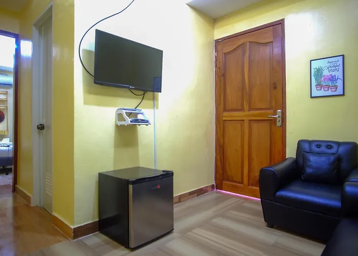 Seacoast And Hotel Lapu-Lapu City